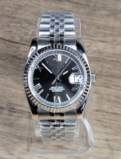 39mm Fluted DateJust Homage Build, Roman Numerals Dial, Black Dial - Sapphire Crystal - NH35A