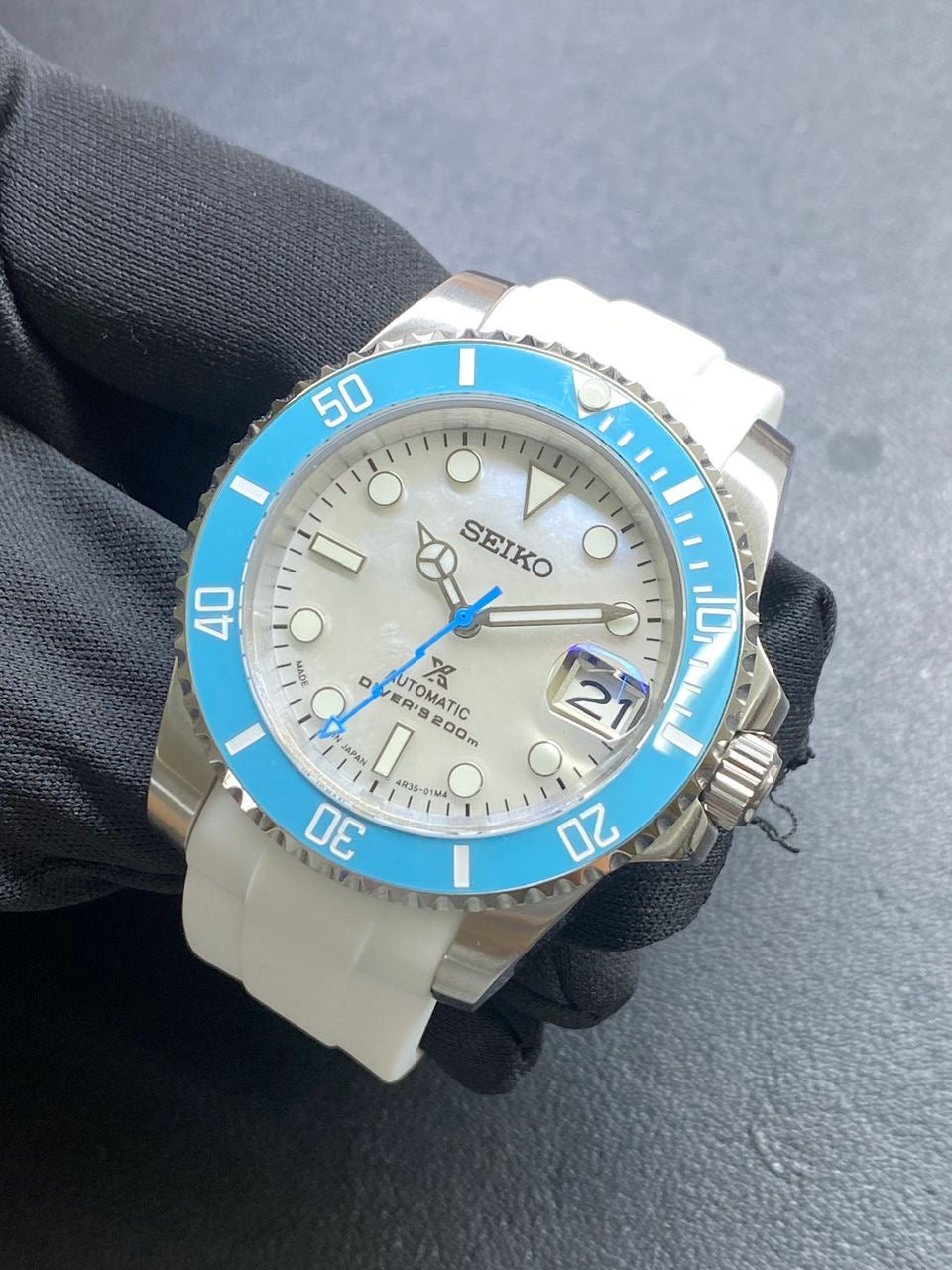 Seiko mod white prospex mod with sky blue dial automatic watch