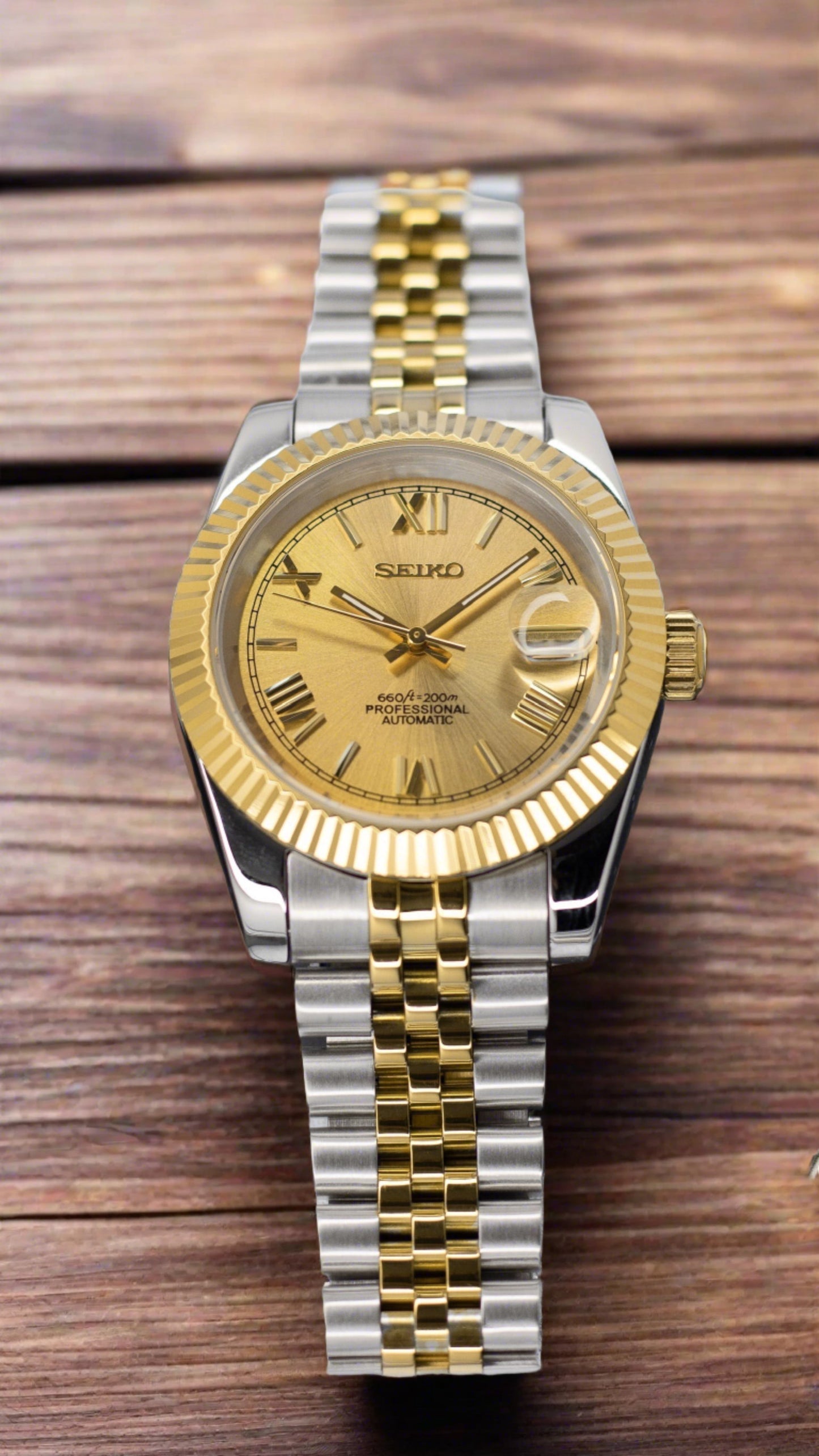 Seiko Mod gold two toned 39mm datejust Nh35 automatic watch