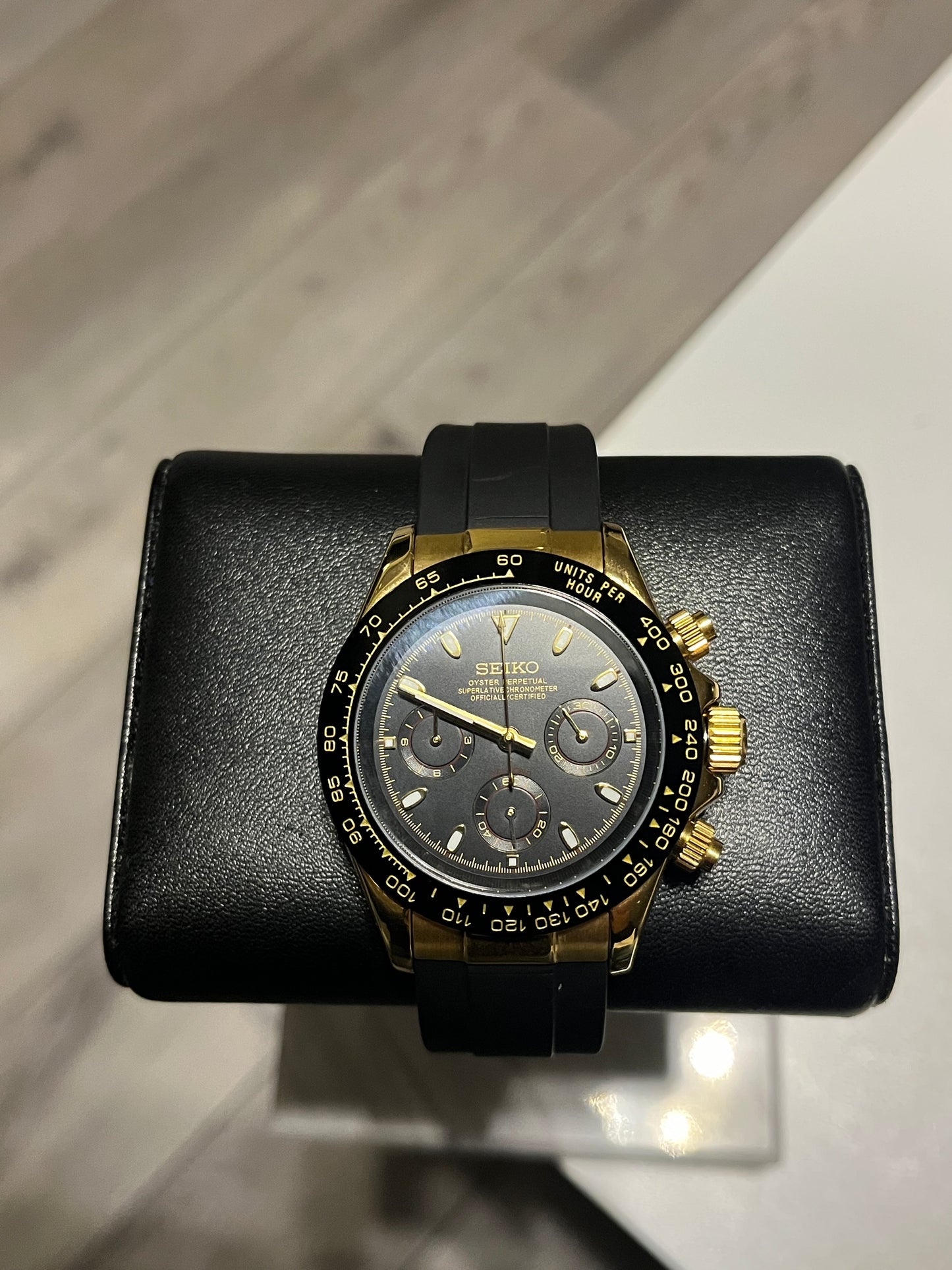 Seiko mod - yellow gold Daytona with rubber strap mega-quartz VK63 movement