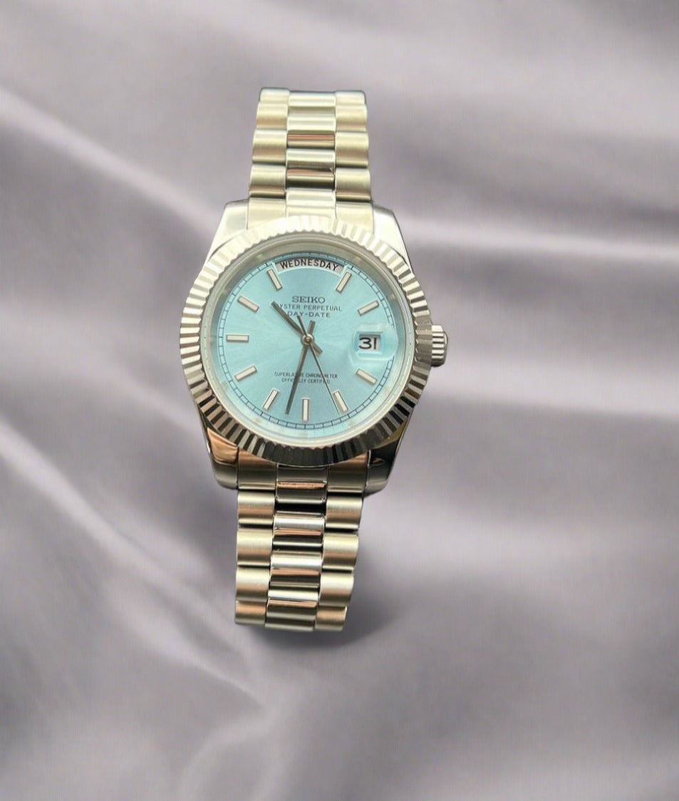 Seiko mod Tiffany blue day date automatic watch