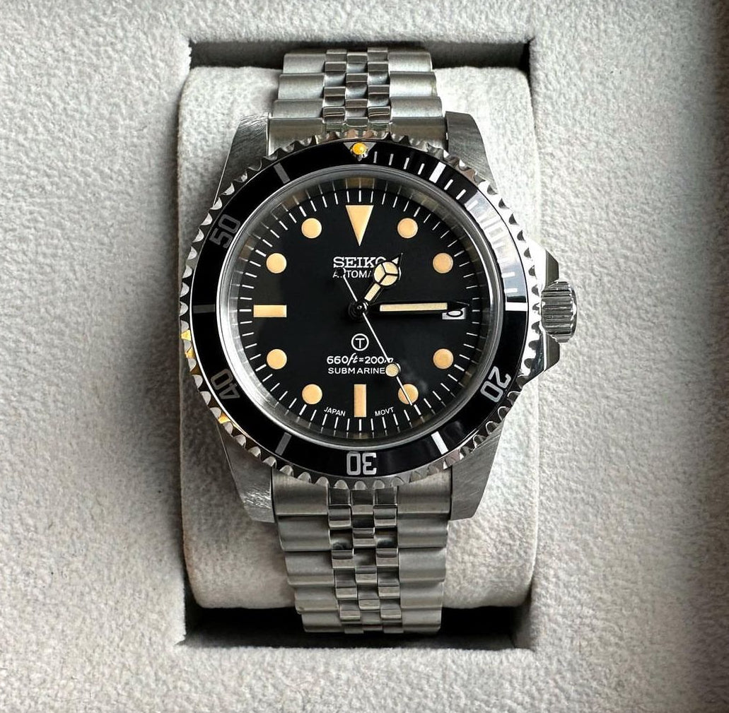 Vintage Seiko black submariner mod 40mm automatic watch
