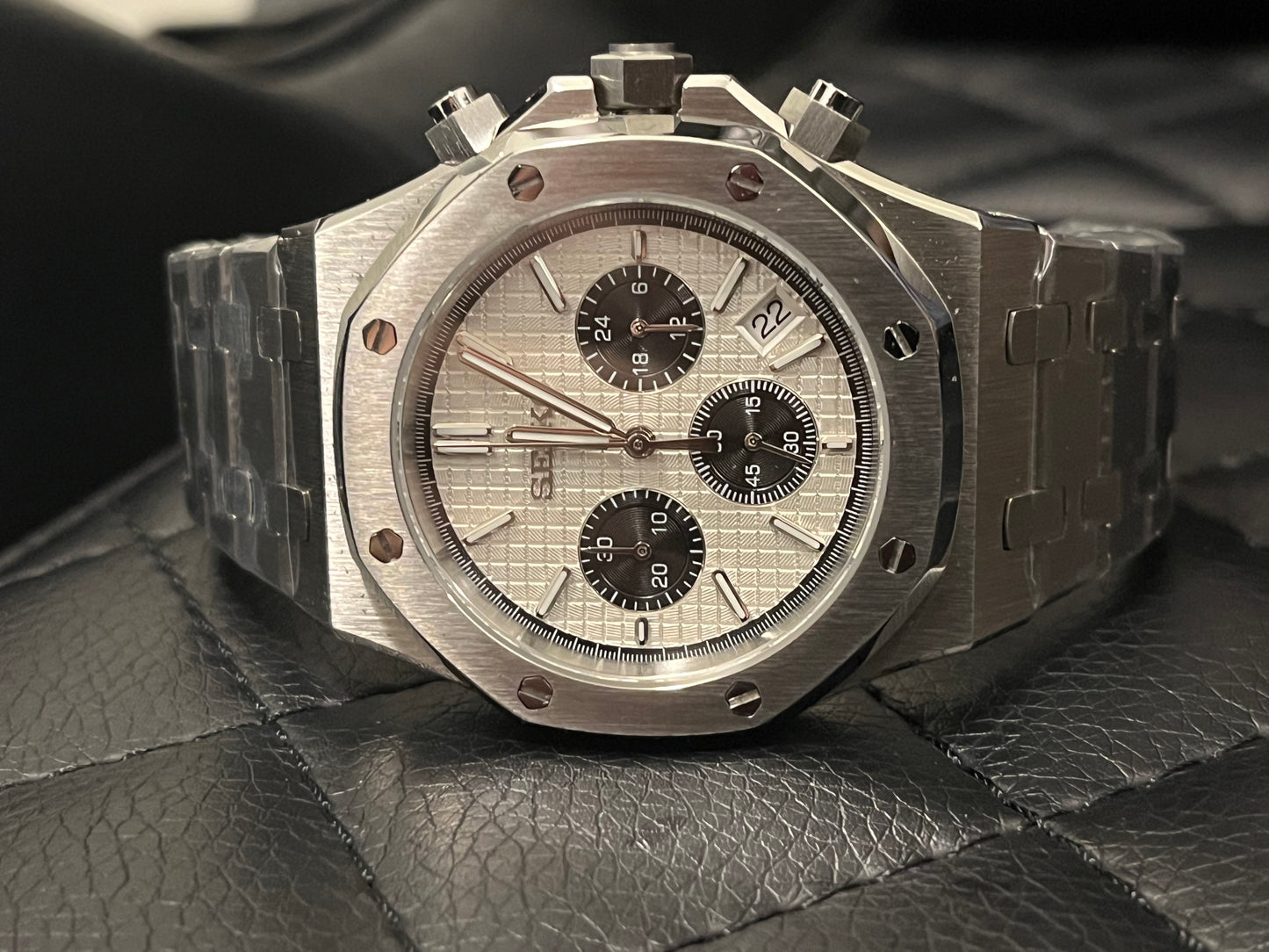 Custom build seiko mod- royal oak panda VK63 meca quartz chronograph watch